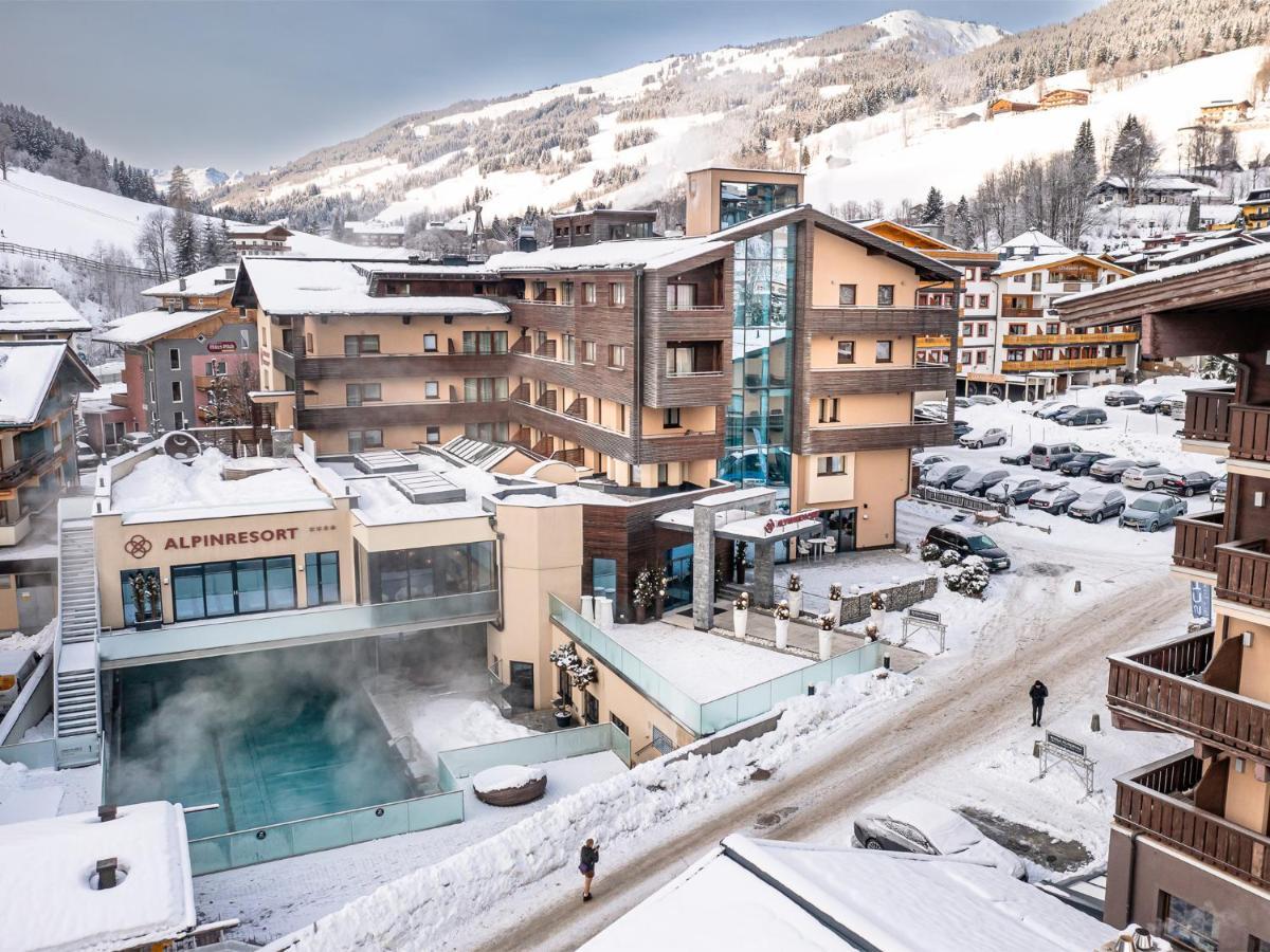 Alpinresort Valsaa - Sport & Spa Saalbach-Hinterglemm Exteriér fotografie