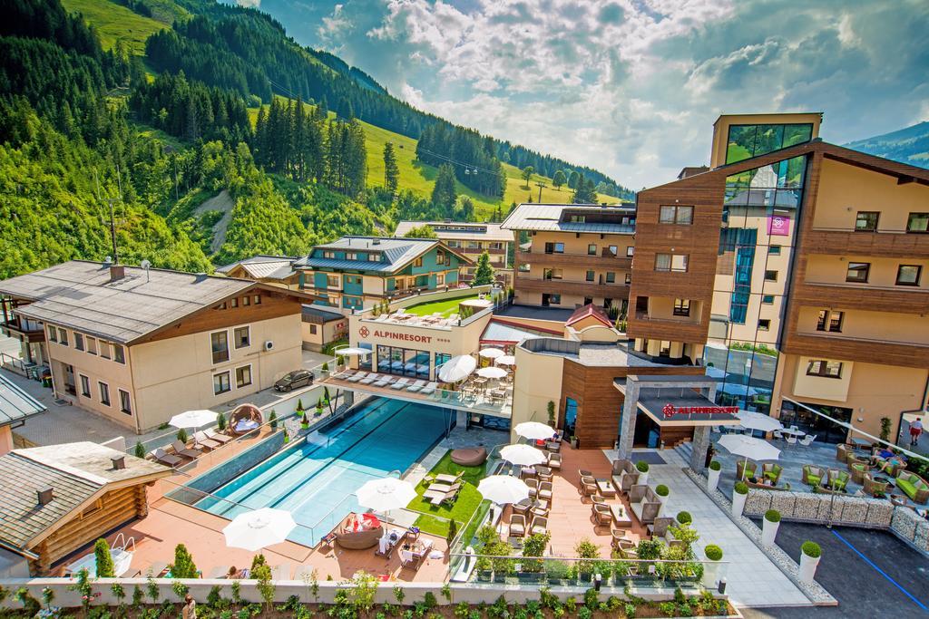 Alpinresort Valsaa - Sport & Spa Saalbach-Hinterglemm Exteriér fotografie